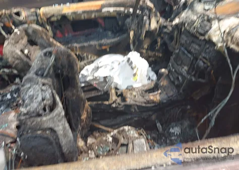 2005 Mercedes-Benz Clk 500 from USA, damaged, VIN WDBTK75J85F161393